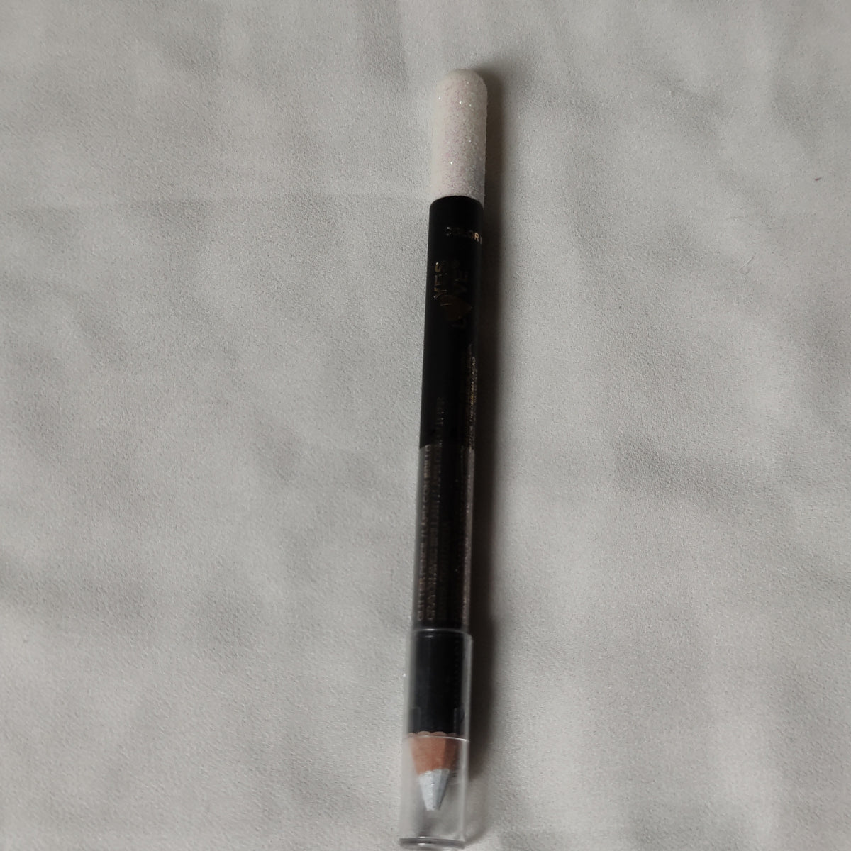 Crayon yeux paillettes