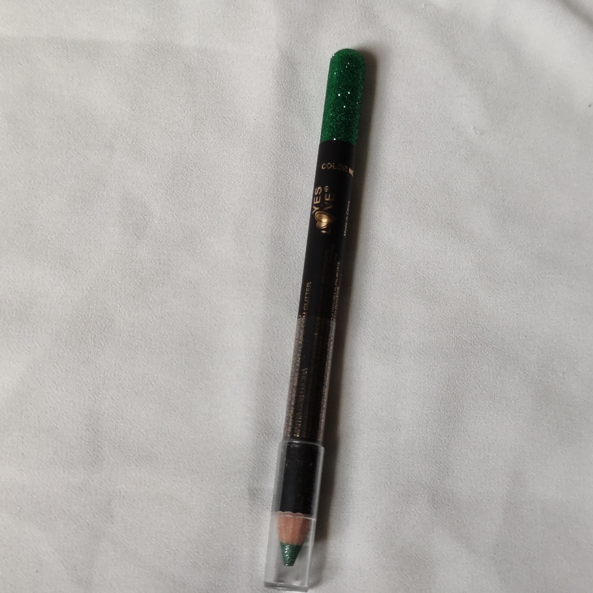 Crayon yeux paillettes
