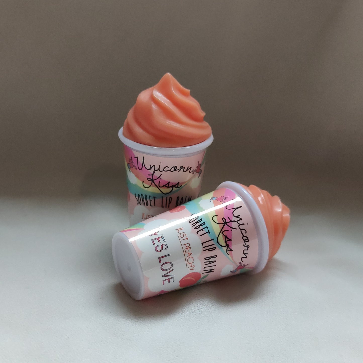 <transcy>Unicorn kiss lip balm sorbet</transcy>