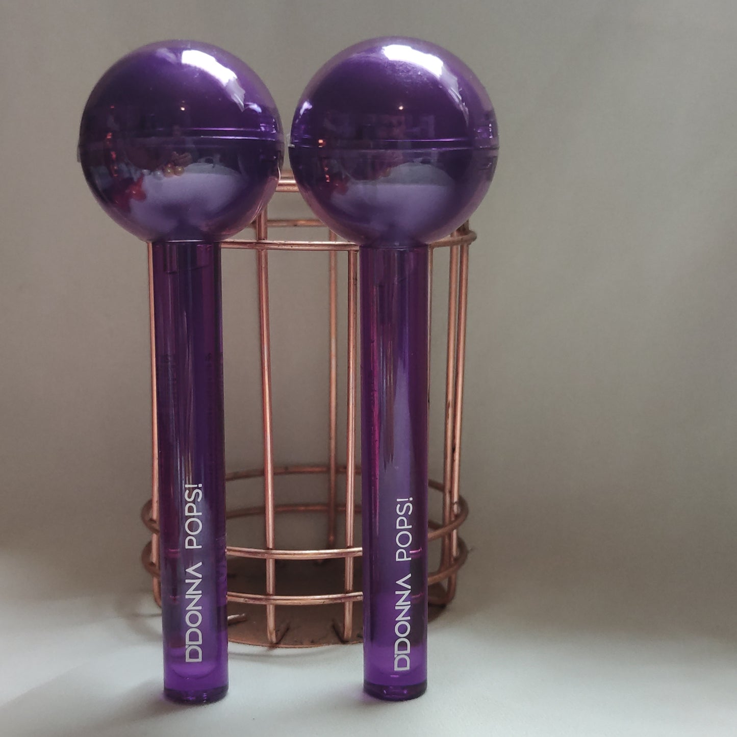 Gloss pop’s fruity