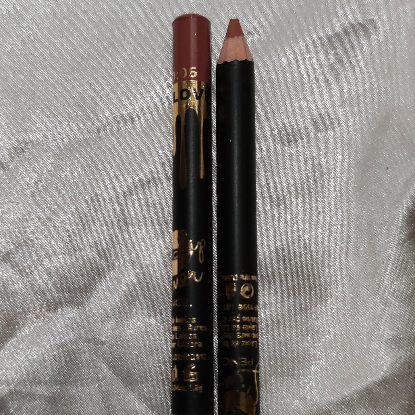 Crayon super définition Levres et yeux