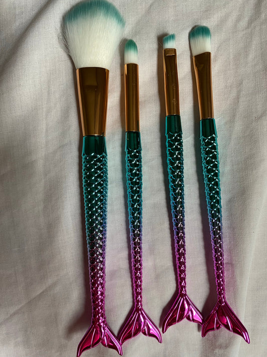 Pinceaux maquillage sirène