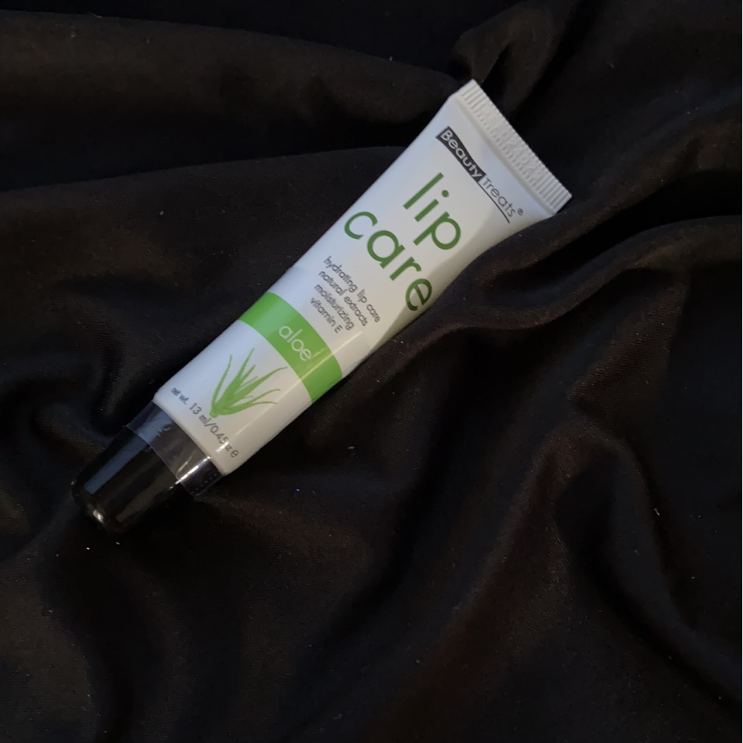 <transcy>Lip care</transcy>