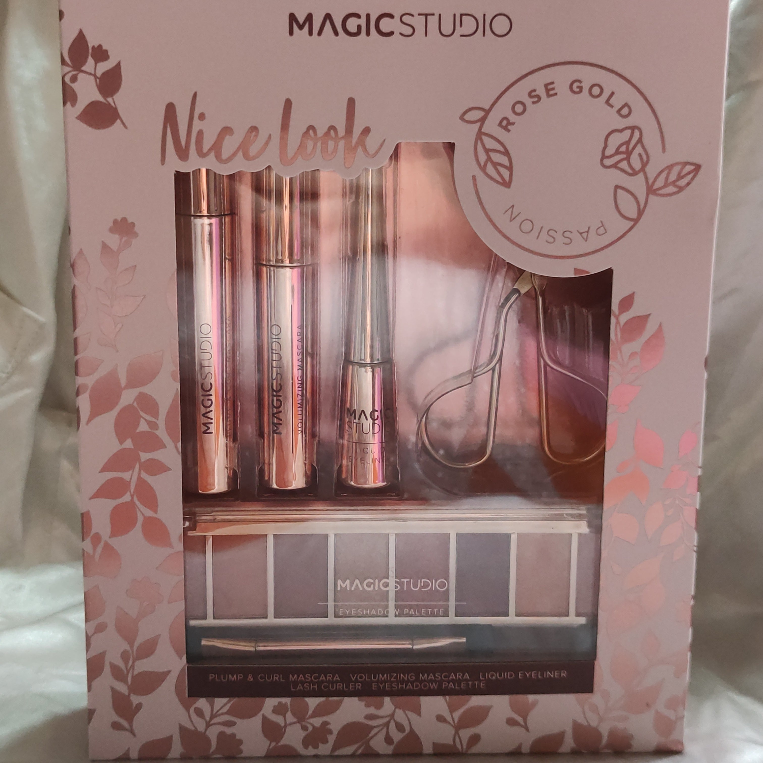 Coffret kit maquillage Magic studio