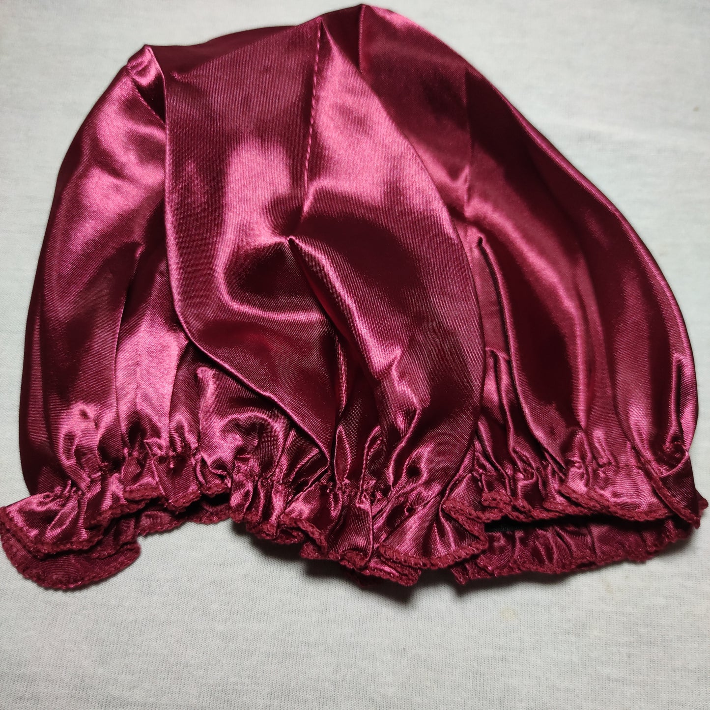 Bonnet satin