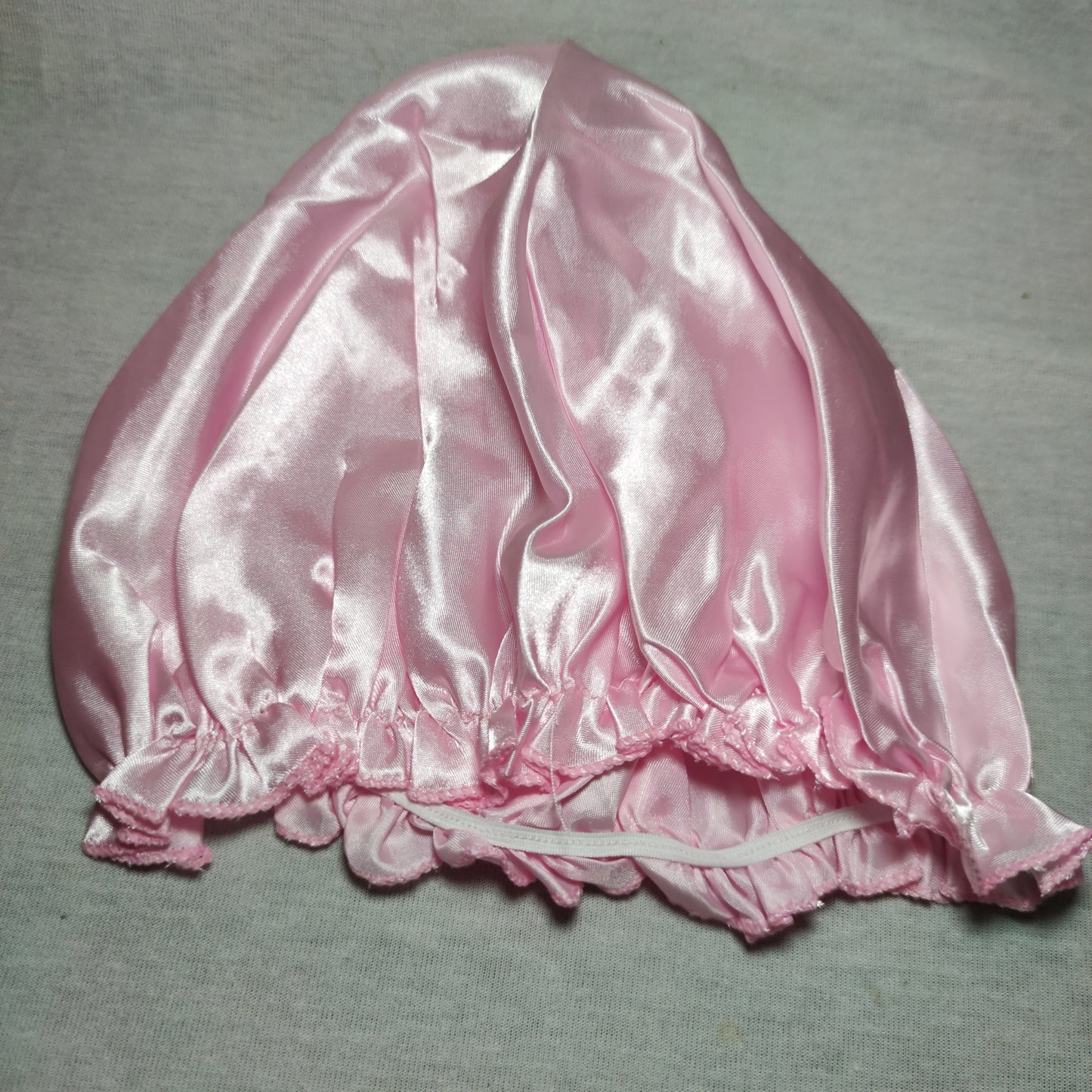 Bonnet satin