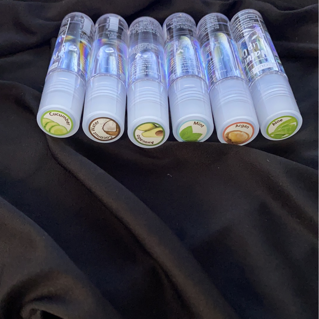 Natural lip oil